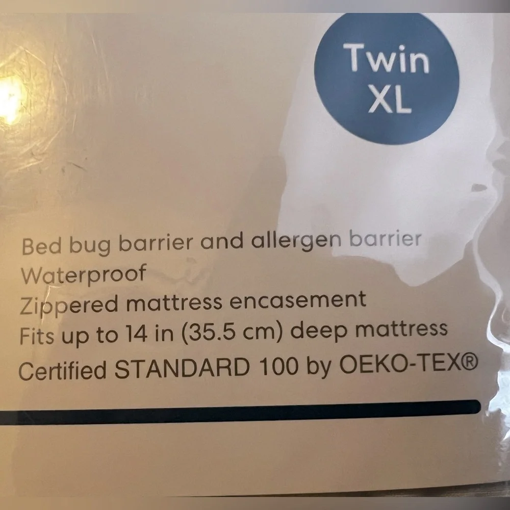 TWIN XL Simply Essential bed bug mattress protector TWIN XL